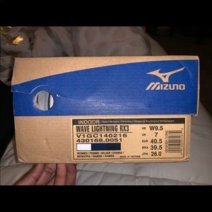 MIZUNO VOLLEYBALL SHOES